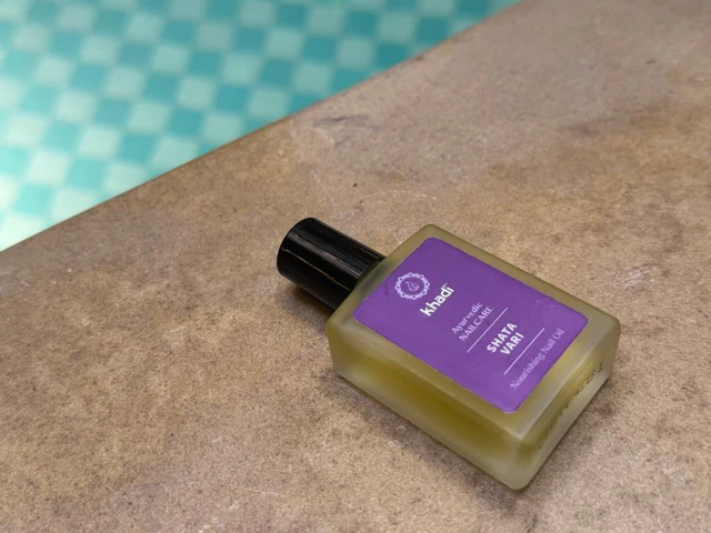 Shatavari Nourishing Nail Oil - Image 4