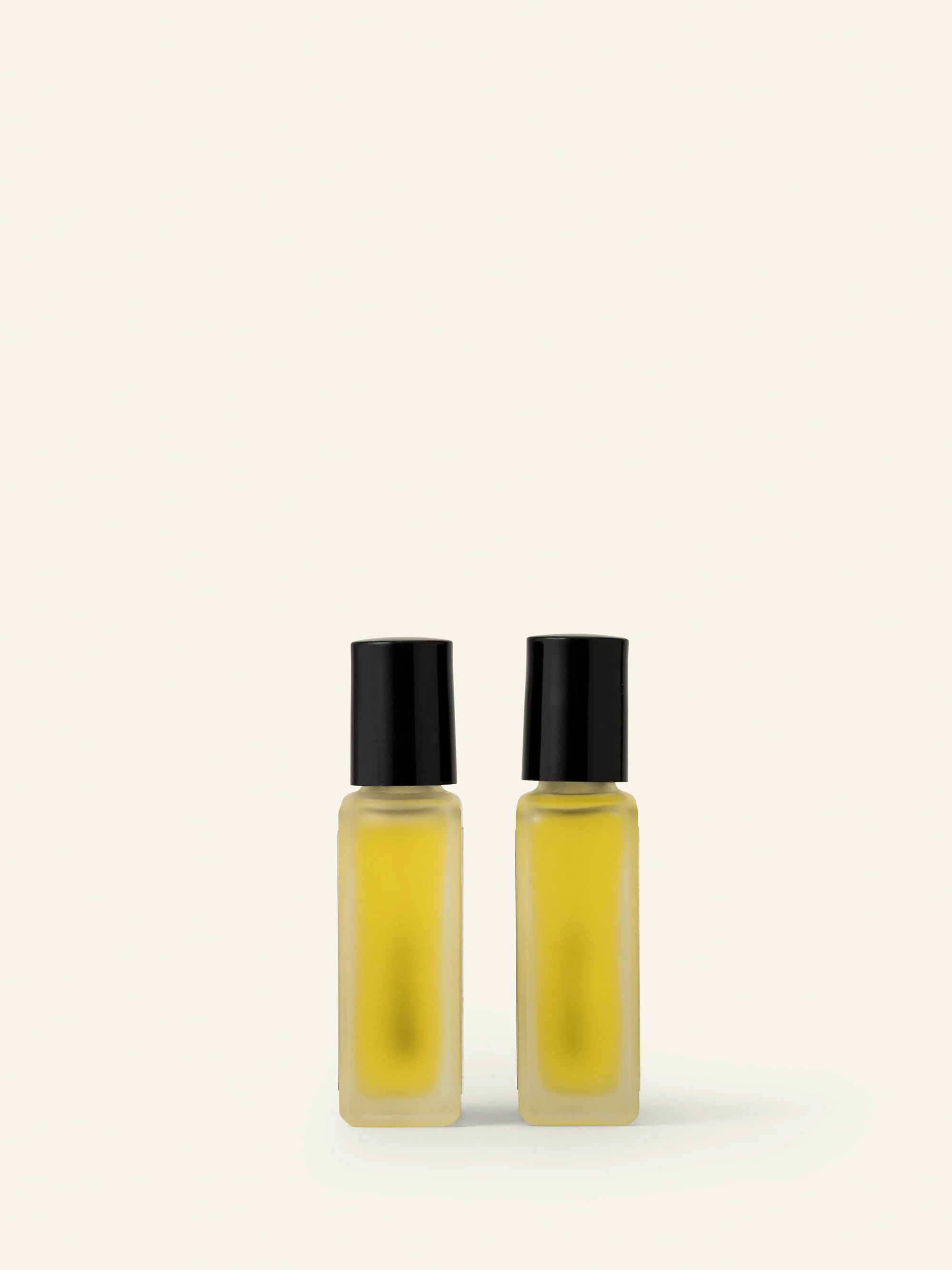 Shatavari Nourishing Nail Oil - Image 5
